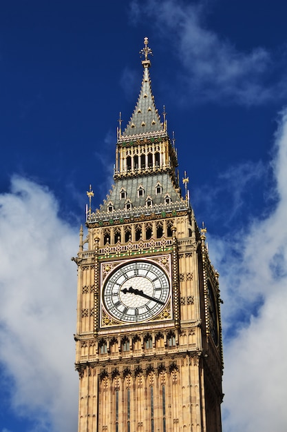 big ben clock tower