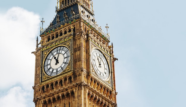 Premium Photo | Big ben (elizabeth tower) in london