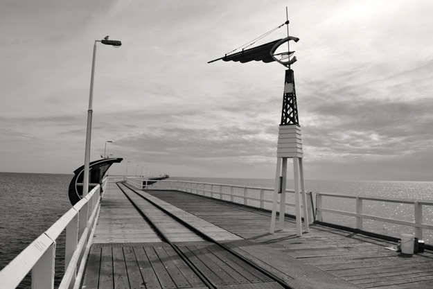 Black and white dock Photo | Free Download