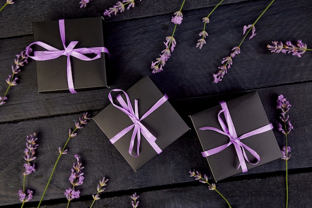 purple gift wrap ribbon