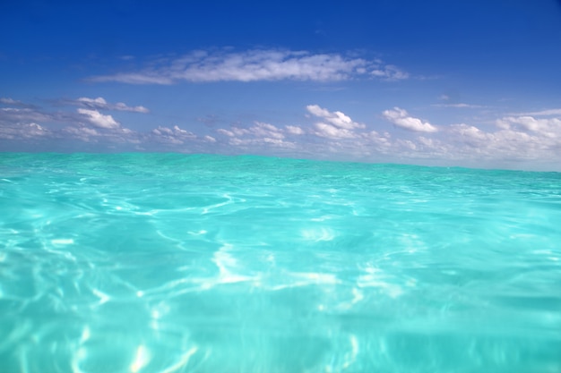 Premium Photo | Blue caribbean sea water wave horizon