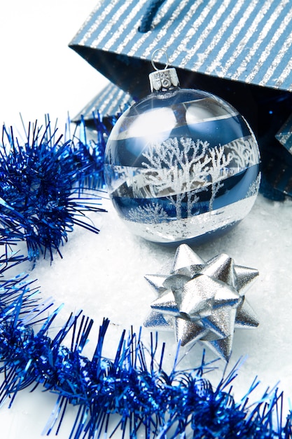 blue white and silver christmas decorations