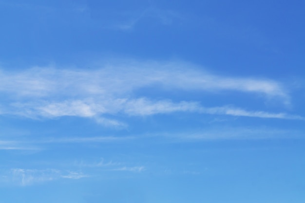 Premium Photo | Blye sky with white fluffy clouds background