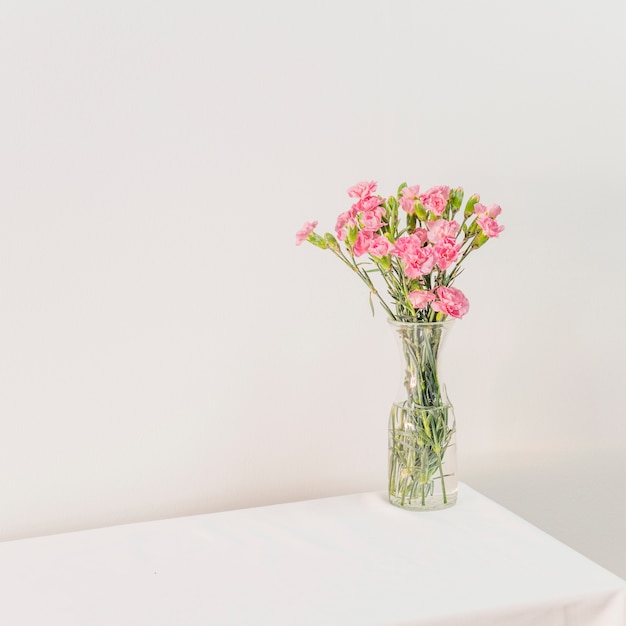 Free Photo | Bouquet of flowers in vase on table