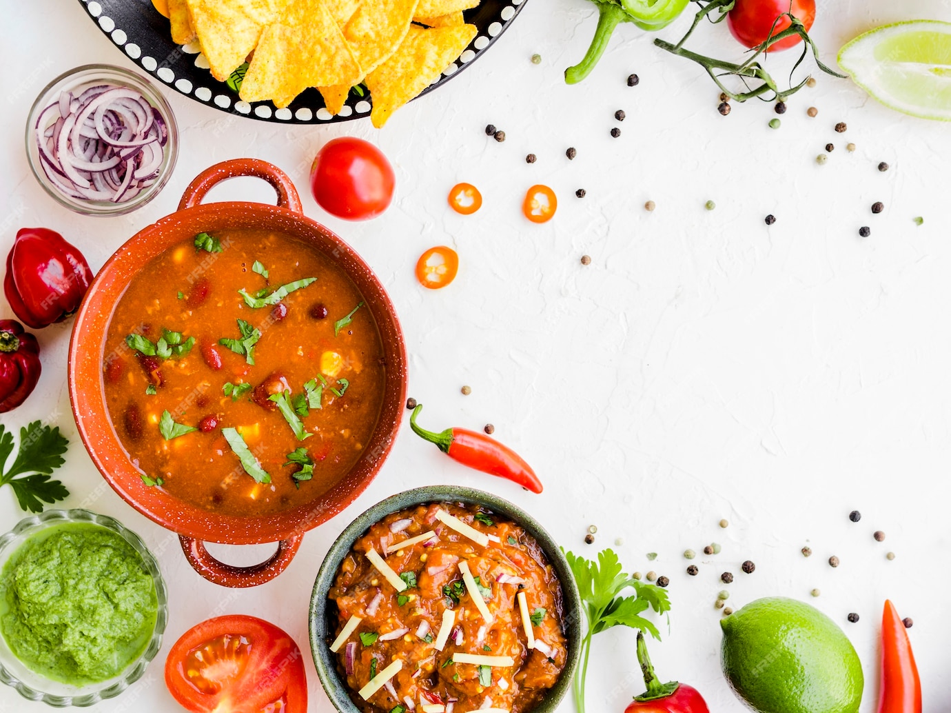 Free Photo | Bowl of garnish placed on table with vegetables