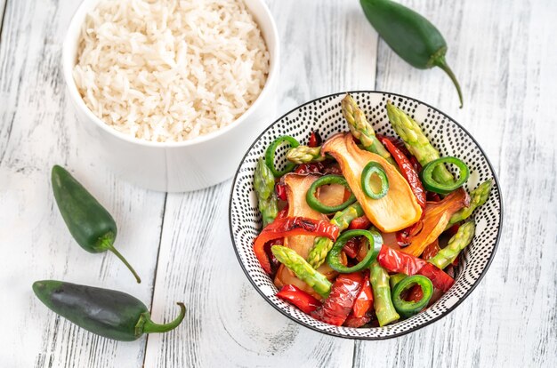 Premium Photo Bowl Of Spicy King Oyster Mushroom Stir Fry