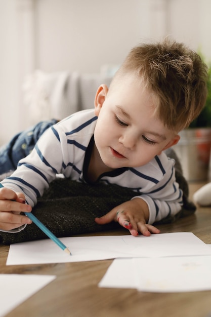 Free Photo | Boy at home