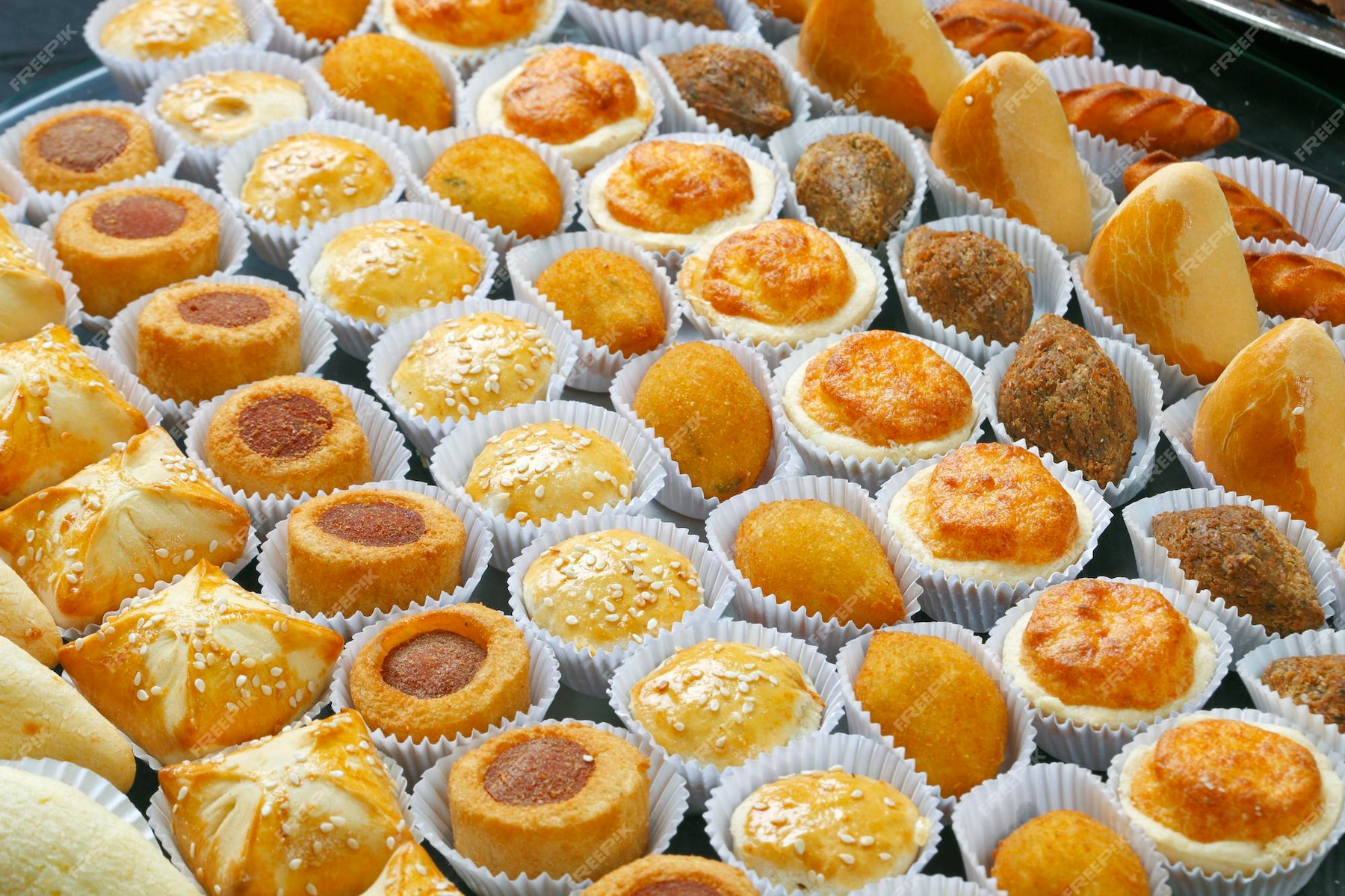 premium-photo-brazilian-snacks