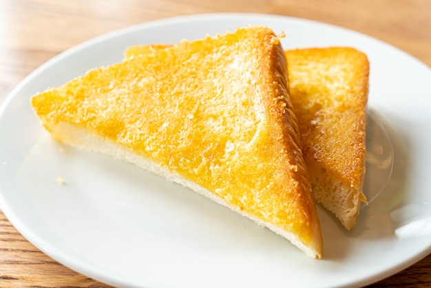 premium-photo-bread-toast-with-butter