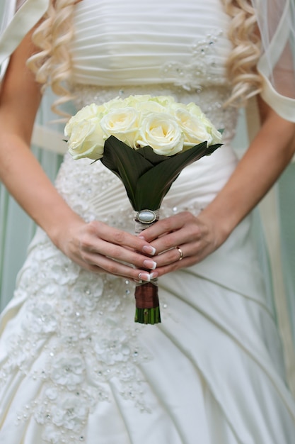 Premium Photo Bride Holding Beautiful Wedding Bouquet 9840