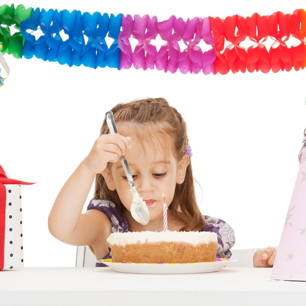 premium-photo-bright-picture-of-beautiful-litle-girl-with-birthday-cake