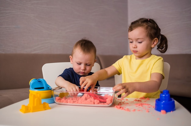 kinetic sand activity table