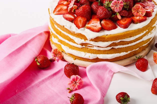 Free Photo | Cake with cherries and strawberries
