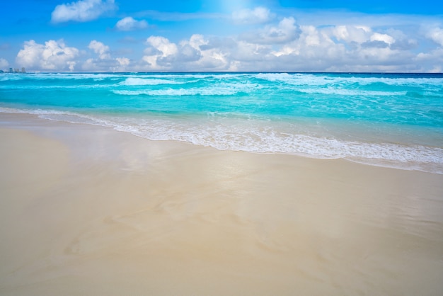 Premium Photo | Cancun caribbean white sand beach