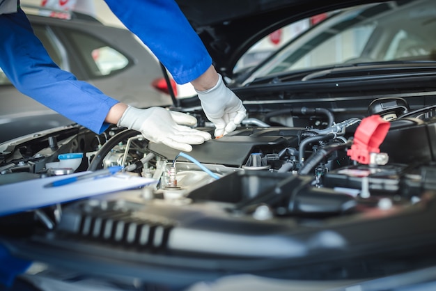 car mechanic