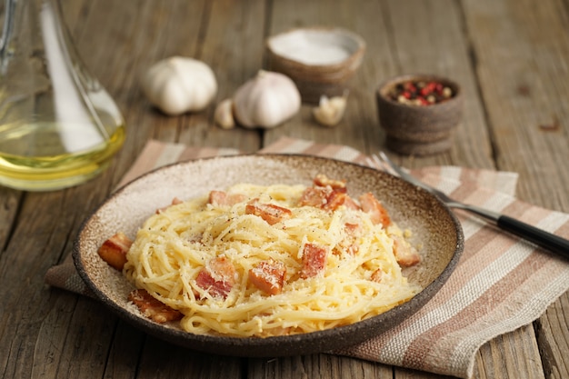 Premium Photo Carbonara Pasta Spaghetti With Bacon Egg Parmesan Cheese Side View