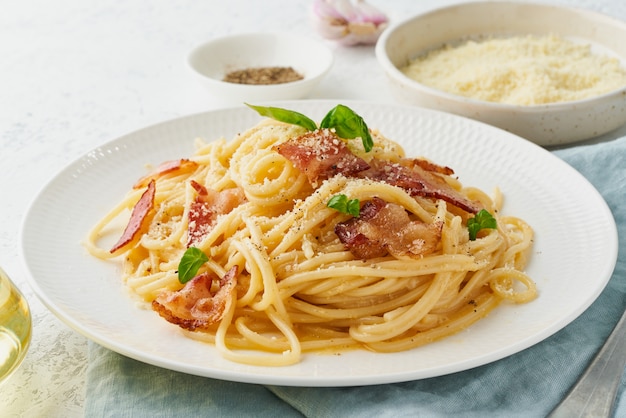 Premium Photo Carbonara Pasta Spaghetti With Pancetta Egg Parmesan Cheese And Cream Sauce