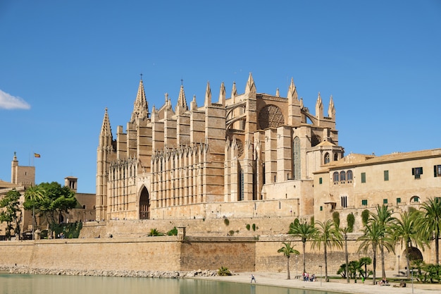 Premium Photo The Cathedral Of Santa Maria Of Palma De Mallorca Spain