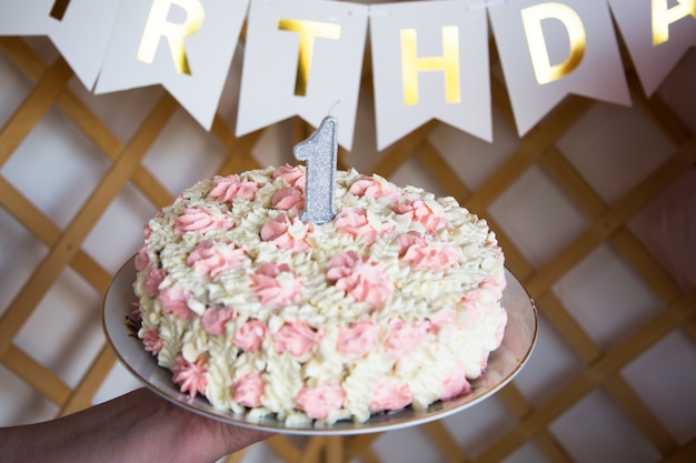 premium-photo-celebrating-first-birthday-kids-party-organization