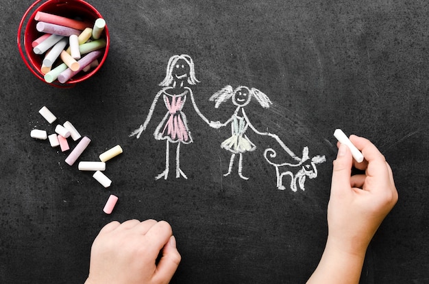 Chalk drawing with single mother Free Photo