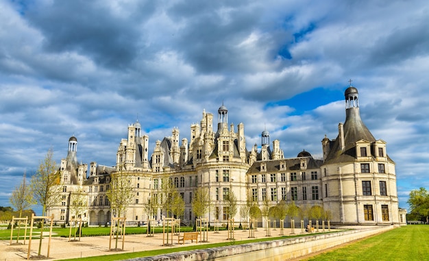 Premium Photo Chateau De Chambord The Largest Castle In The Loire Valley
