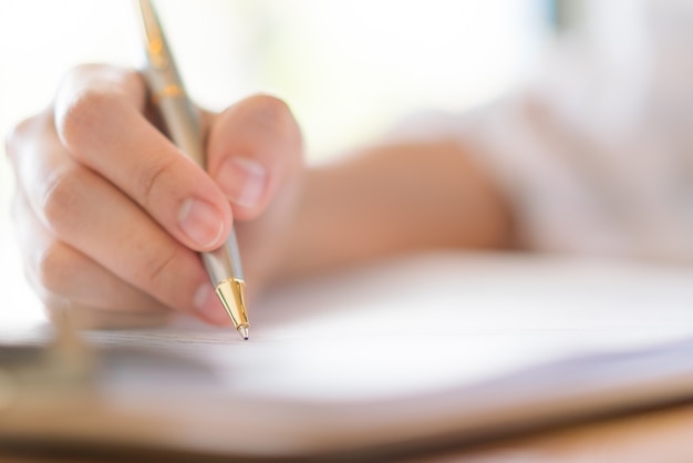 Entenda o conceito de letramento em 4 dicas checkbox hand writing concepts yes 1232 4553