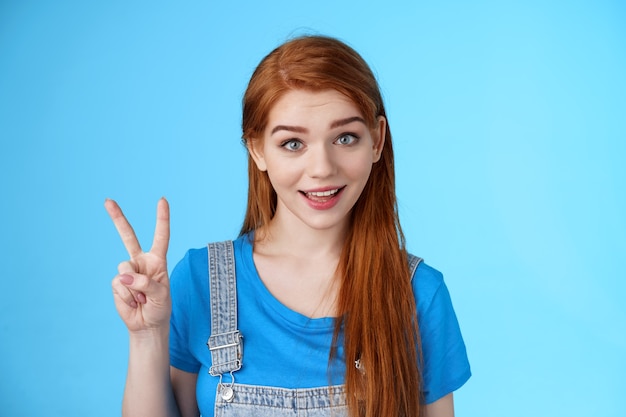 Premium Photo Cheerful Attractive Redhead Caucasian Girl Smiling Joyfully Talking Order Two
