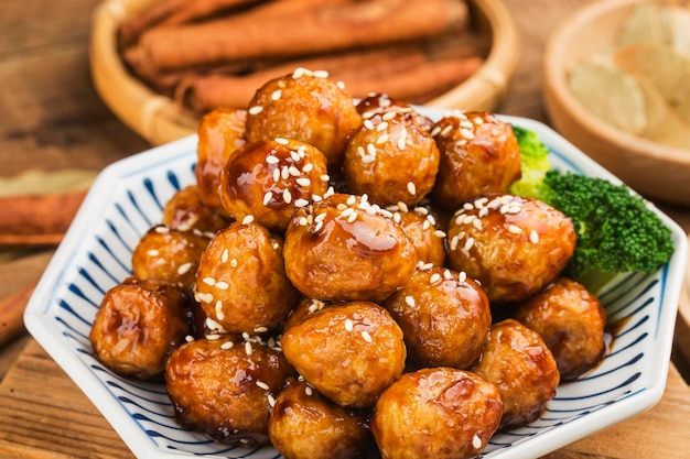 Premium Photo | Chinese cuisine deepfried quail eggs