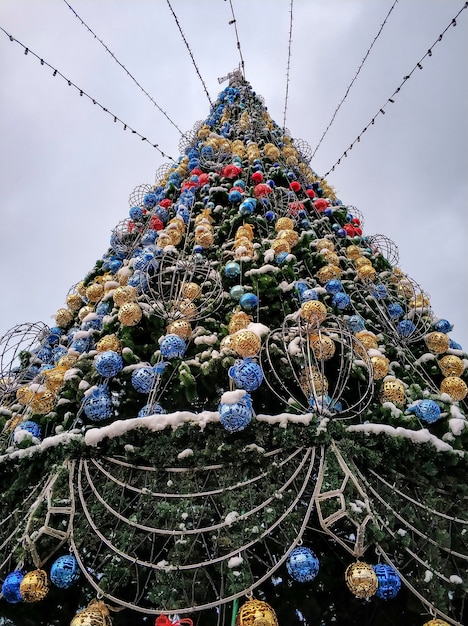 christmas balls that open