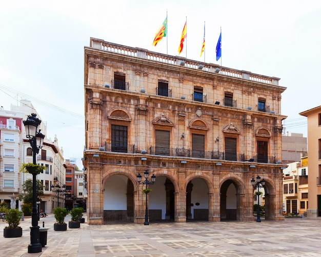 Free Photo | City hall in town square. castellon de la plana