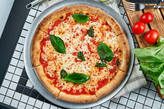 ingredient margarita pizza