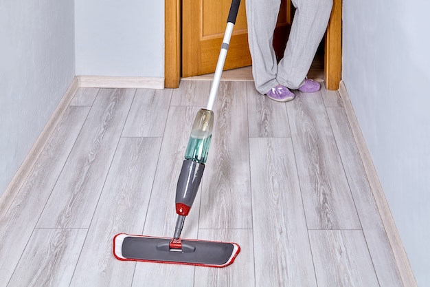 Premium Photo Cleaning Laminate Floor, Dust Mop Spray For Laminate Floors
