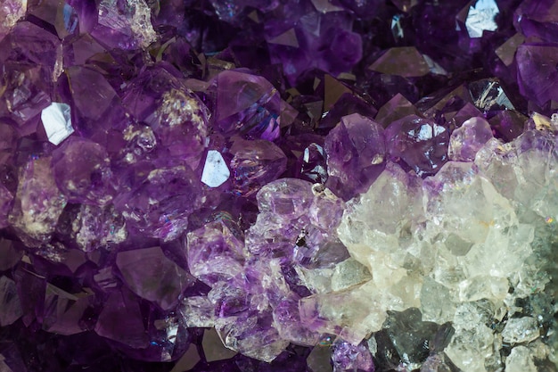 Premium Photo | Close up amethyst crystal