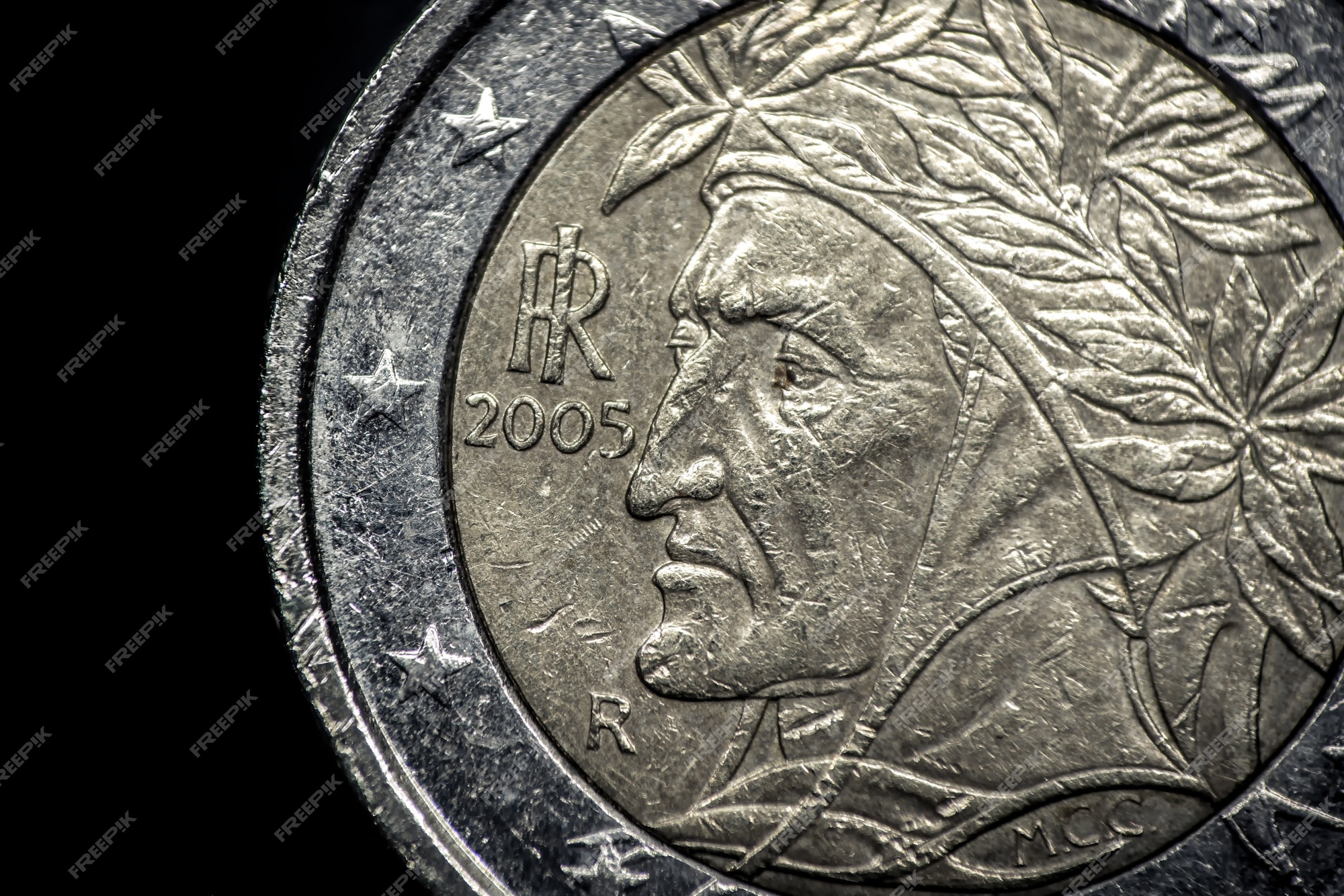 free-photo-close-up-of-italian-euro-coin