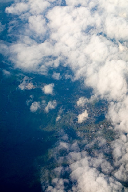 曇り空 空撮 無料の写真