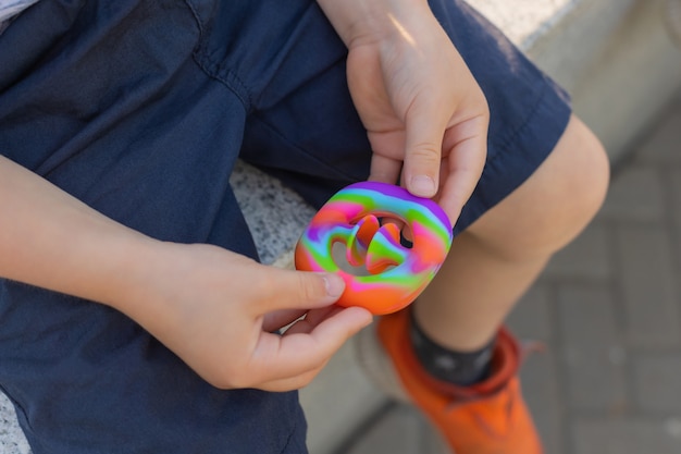 fidget toy snappers