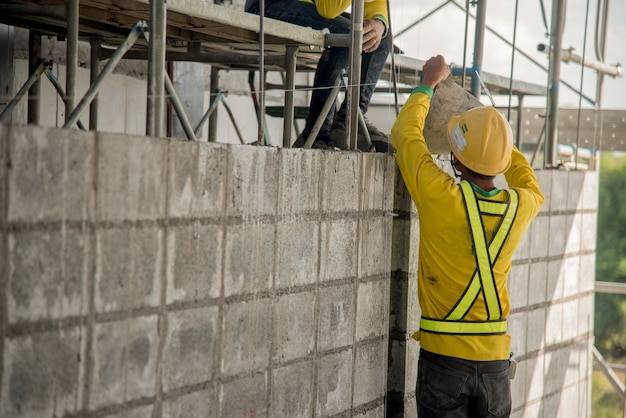 concrete block wall construction