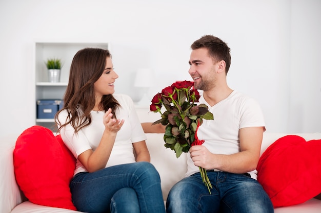 romantic couple images of valentines day