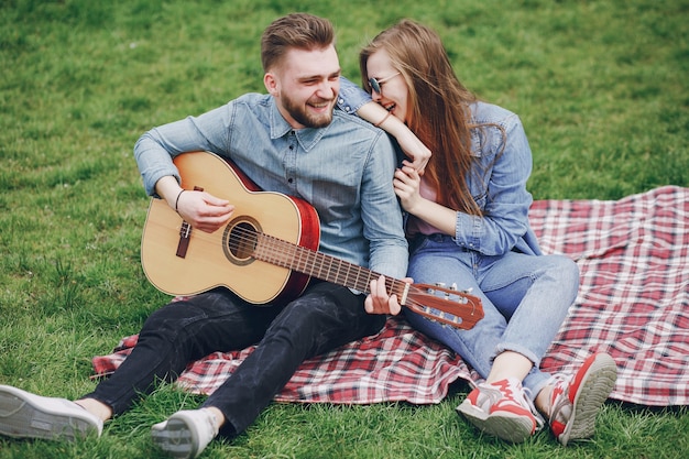  Couple  with guitar  Free Photo