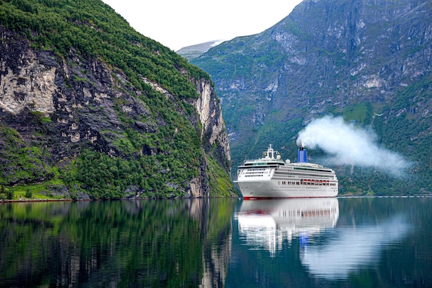 cruise liners in norway