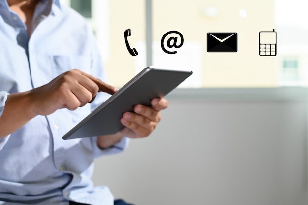 Customer support hotline Premium Photo