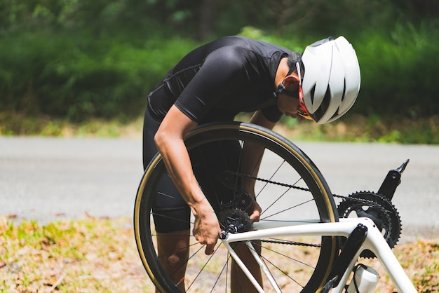 bike repair on road