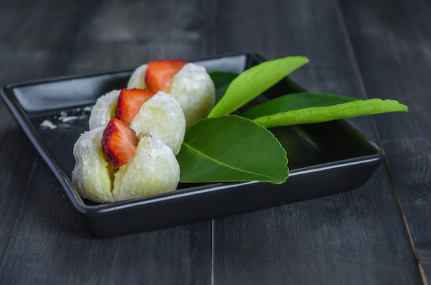 Premium Photo | Daifuku mochi japanese dessert