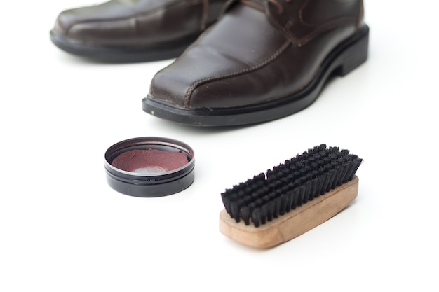 dark brown shoe polish near me