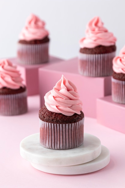 カップケーキのおいしいピンクのクリーム 無料の写真