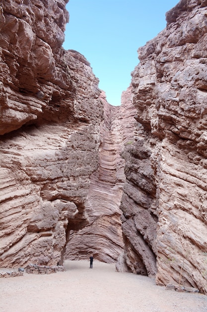 悪魔の喉 サルタ アルゼンチンの岩の形成 プレミアム写真