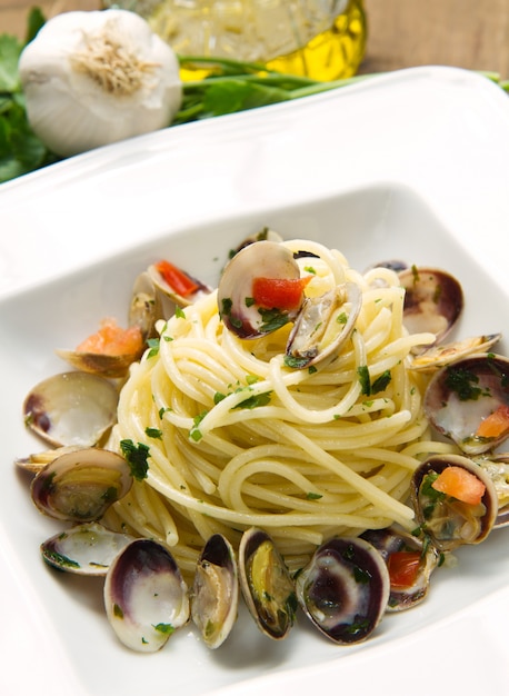 Premium Photo | Dish of spaghetti with clams