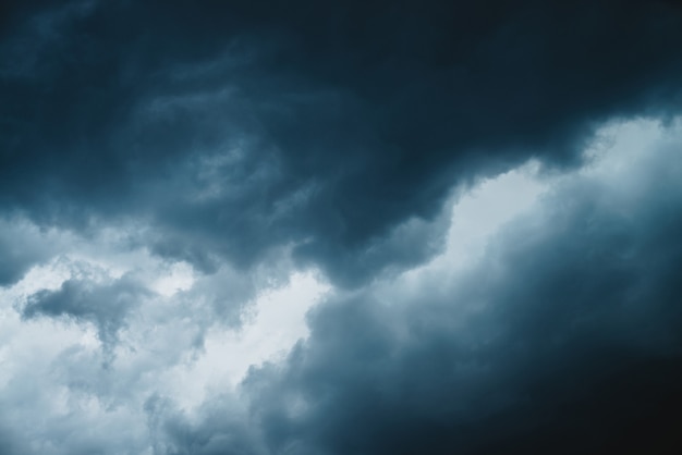 thunderstorm clouds