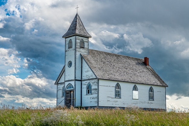 Premium Photo | Dramatic sky over the historic, yet abandoned peace ...