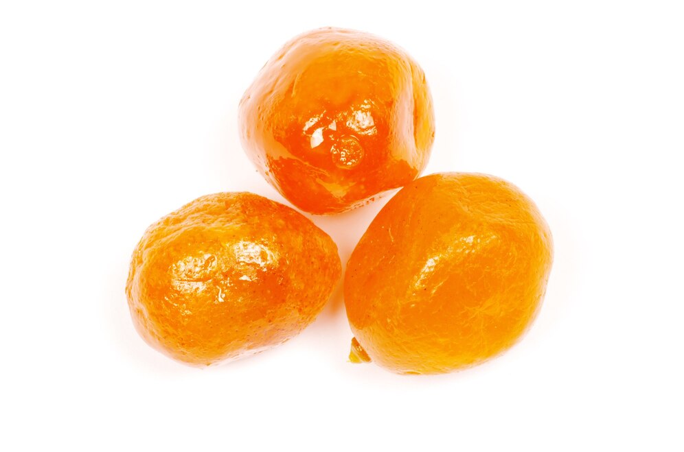 Premium Photo | Dried kumquat isolated